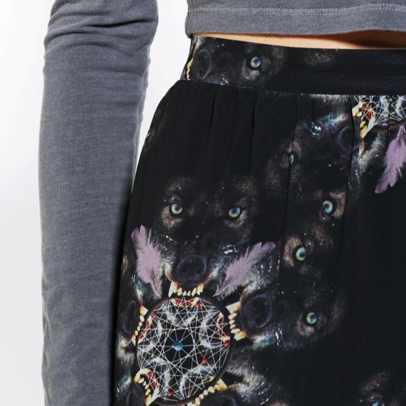 Iron Fist nightmare catcher maxi skirt. - Picture 5 of 9